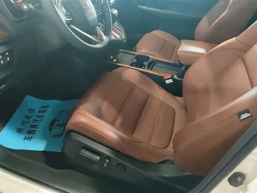 Honda CR-V 2021 240TURBO CVT 2WD Fashion Edition 2022 — миниатюра 3