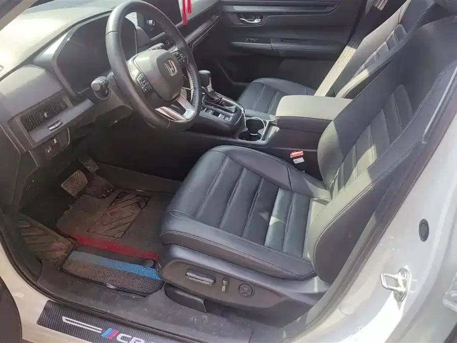 Honda CR-V 2024 240TURBO 2WD Front Edition 5 Seaters 2024 — миниатюра 3