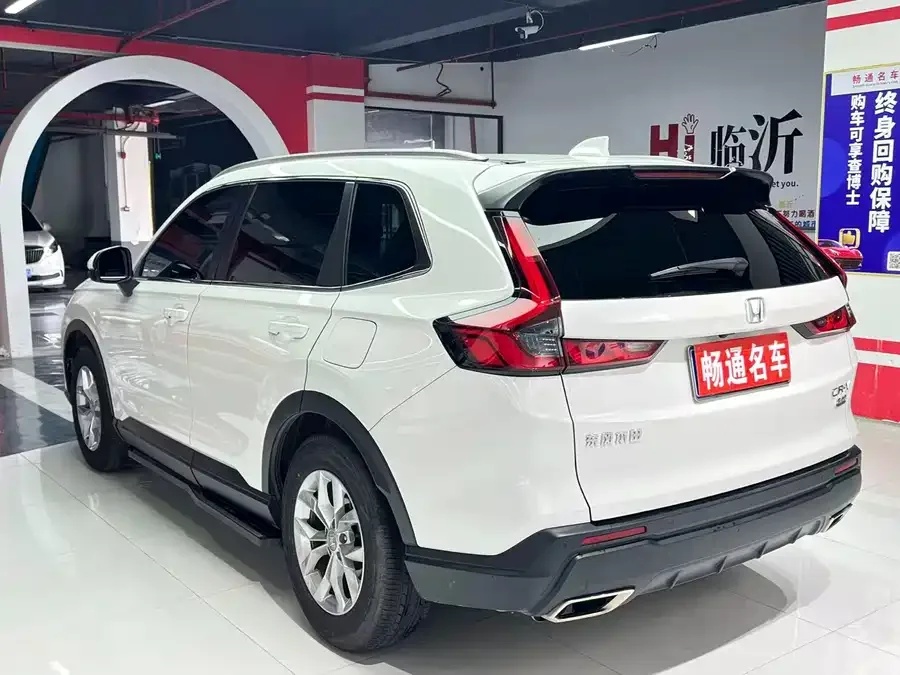 Honda CR-V 2023 240TURBO 2WD Front Edition 5 Seaters 2023 — миниатюра 5