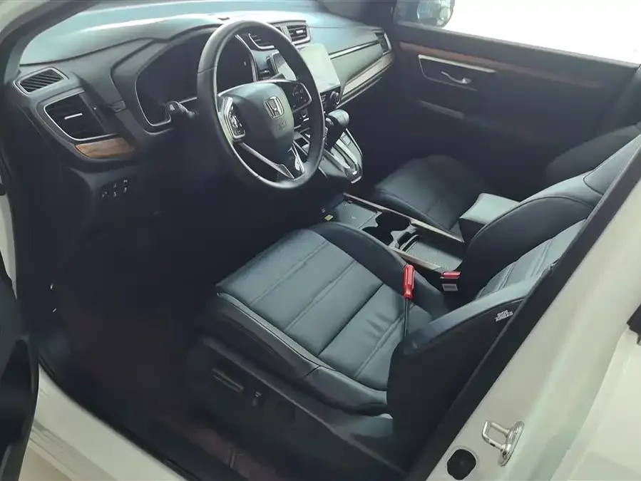 Honda CR-V 2021 240TURBO CVT 2WD Fashion Edition 2022 — миниатюра 3