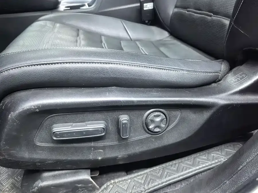 Honda CR-V 2023 240TURBO 4WD Premium Edition 5 Seaters 2023 — миниатюра 4