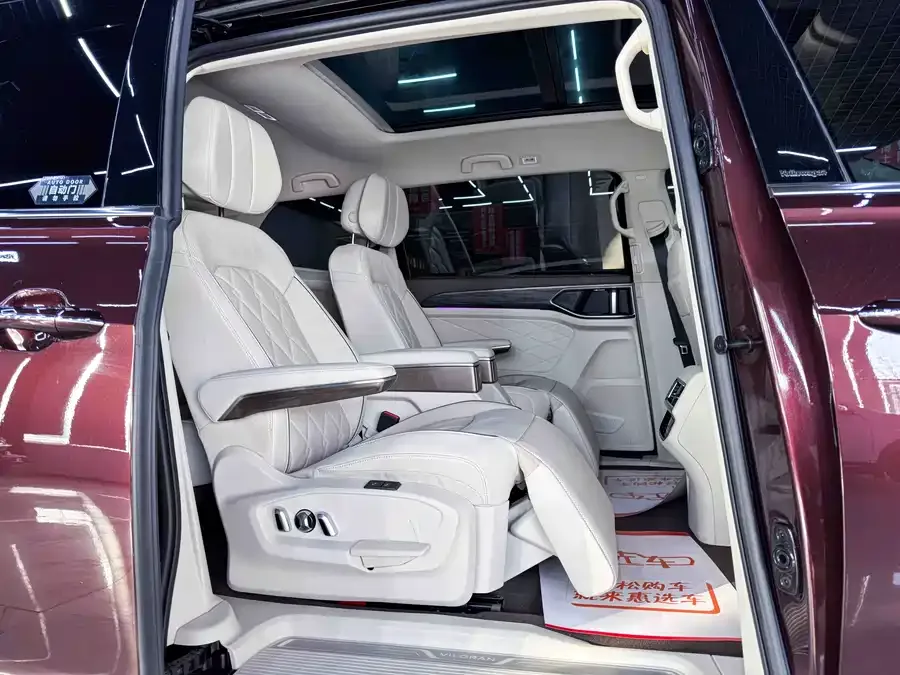 Volkswagen Viloran Weiran 2022 380TSI Premium Edition 2022 — миниатюра 5