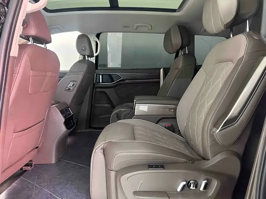 Volkswagen Viloran Weiran 2023 380TSI Premium Edition 2024 — миниатюра 3