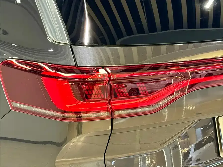 Volkswagen Talagon 2022 Lanjing 380TSI 4WD Luxury Jiajing Edition Pro 6 Seaters 2023 — миниатюра 3