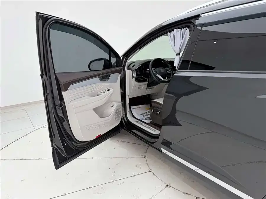 Volkswagen Talagon 2022 Lanjing 530TSI 4WD Flagship Shengjing Edition Pro 6 Seaters 2022 — миниатюра 4