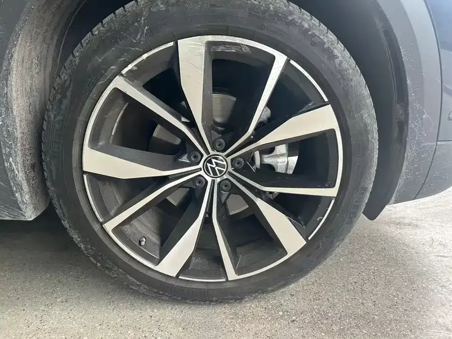 Volkswagen Talagon 2022 Lanjing 530TSI 4WD Flagship Shengjing Edition Pro 6 Seaters 2023 — миниатюра 5