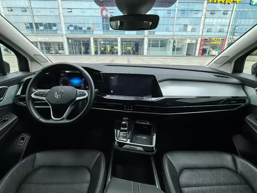 Volkswagen Talagon Lanjing 2023 facelift 380TSI 4WD luxury version Pro 6 seats 2024 — миниатюра 5