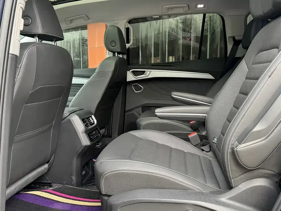 Volkswagen Talagon Lanjing 2023 facelift 380TSI 4WD luxury version Pro 6 seats 2023 — миниатюра 5