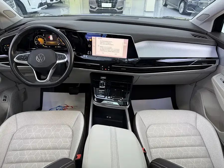 Volkswagen Talagon Lanjing 2023 facelift 380TSI 4WD luxury version Pro 7 seats 2023 — миниатюра 2