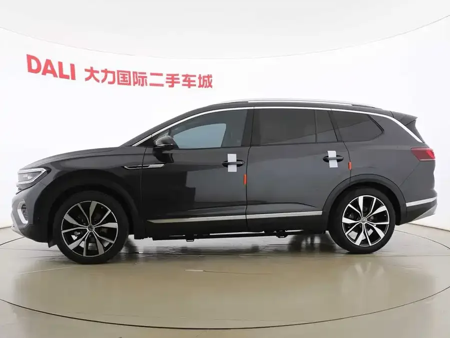 Volkswagen Talagon 2022 Lanjing 530TSI 4WD Flagship Shengjing Edition Pro 6 Seaters 2022 — миниатюра 2