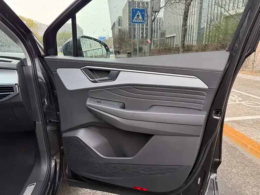 Volkswagen Talagon Lanjing 2023 facelift 380TSI 4WD luxury version Pro 6 seats 2024 — миниатюра 5
