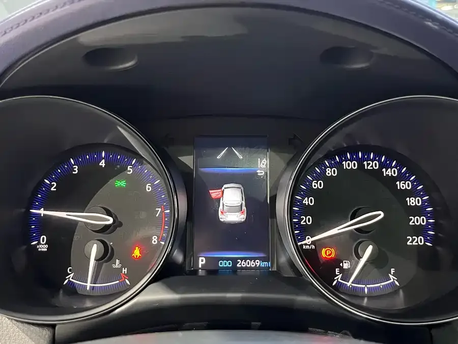 Toyota C-HR 2021 2.0L Luxury Edition 2022 — миниатюра 3