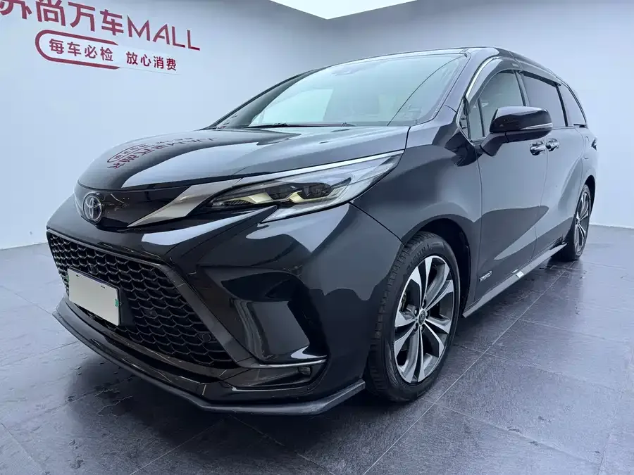 Toyota Granvia 2023