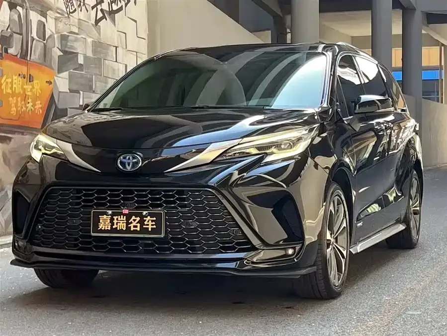 Toyota Granvia 2024