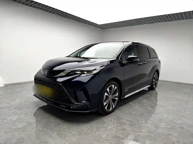 Toyota Granvia 2023