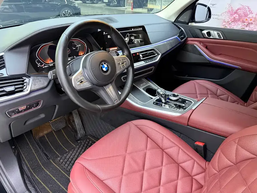 BMW X5 2022 facelift xDrive 30Li M Sport package 2023 — миниатюра 4