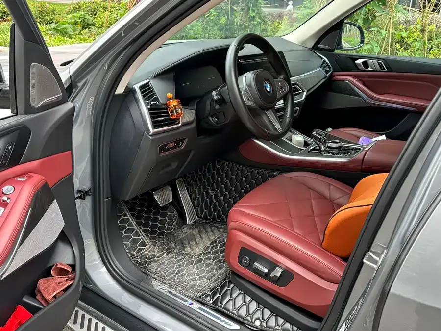 BMW X5 2022 facelift xDrive 30Li Exclusive M Sport Package 2022 — миниатюра 3