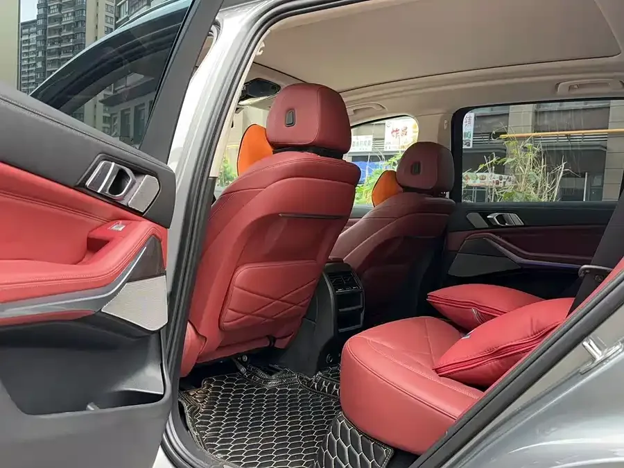 BMW X5 2022 facelift xDrive 30Li Exclusive M Sport Package 2022 — миниатюра 4