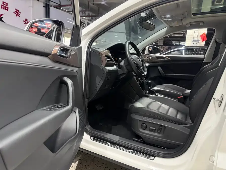 Volkswagen Tiguan (Tharu) Tuyue 2022 280TSI 2WD Luxury Edition 2022 — миниатюра 4