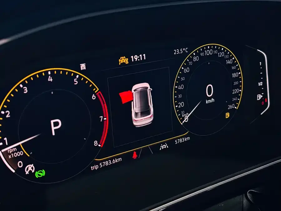 Volkswagen Tiguan (Tharu) 2026 Tiguan 300TSI Sharp Edition 2025 — миниатюра 3