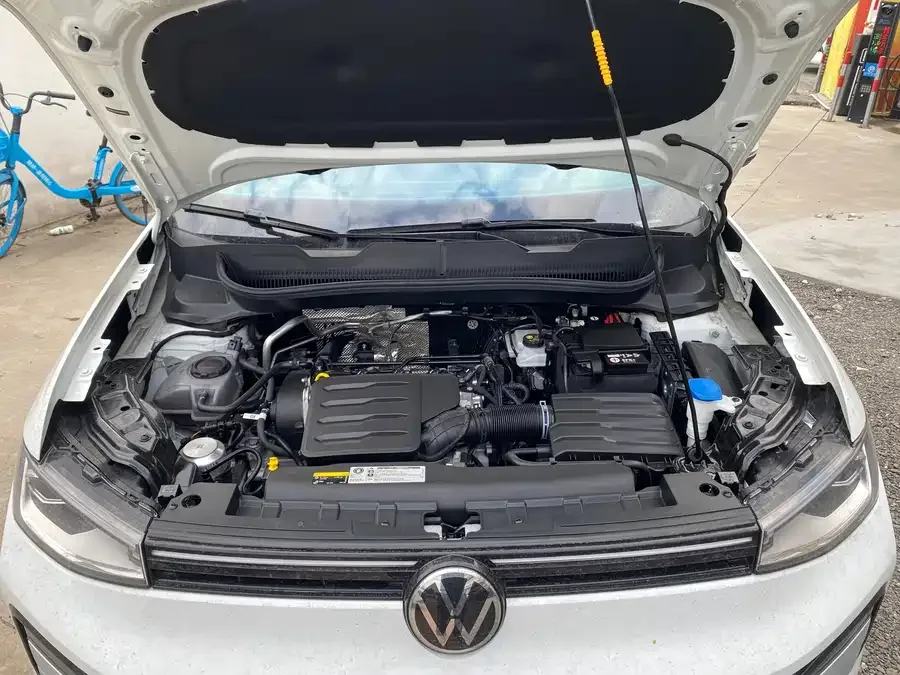 Volkswagen Tiguan (Tharu) Tuyue 2025 New 1.5L Sharp Edition 2025 — миниатюра 2