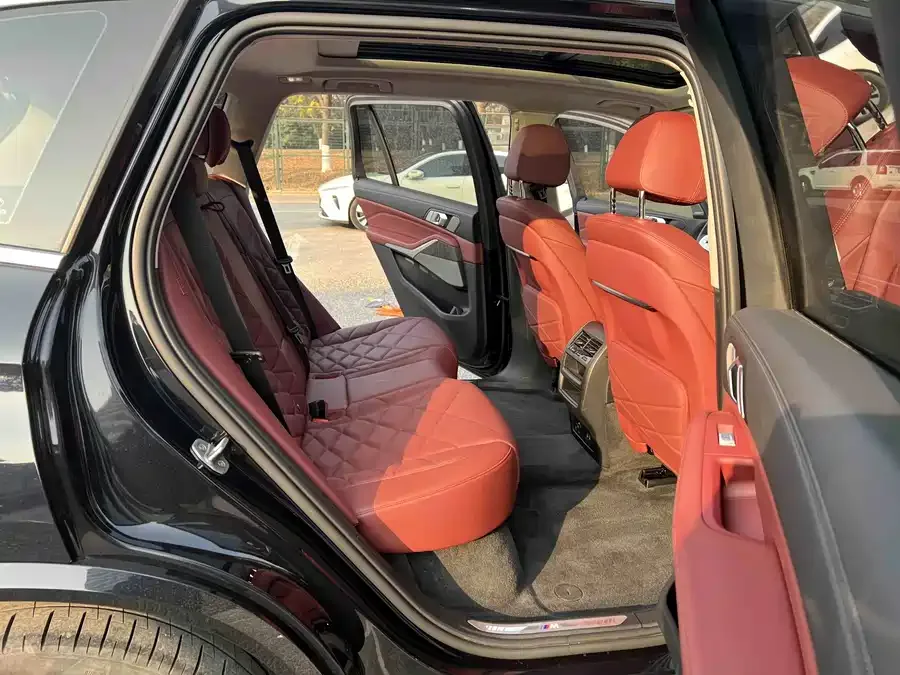 BMW X5 2022 xDrive 30Li Exclusive M Sport Package 2023 — миниатюра 2