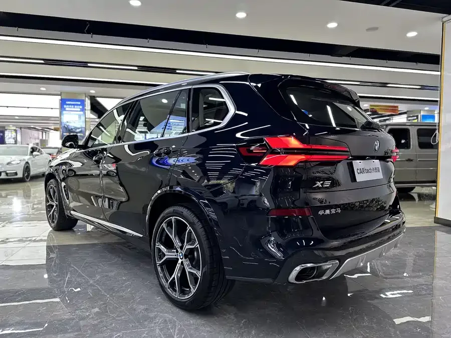 BMW X5 2023 xDrive 30Li Exclusive M Sport Package 2025 — миниатюра 2