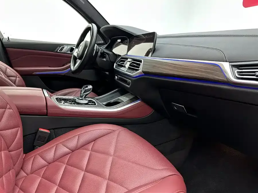 BMW X5 2022 facelift xDrive 40Li Exclusive M Sport Package 2023 — миниатюра 5