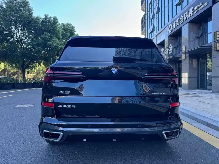 BMW X5 2023 xDrive 30Li Exclusive M Sport Night Edition 2025 — миниатюра 3