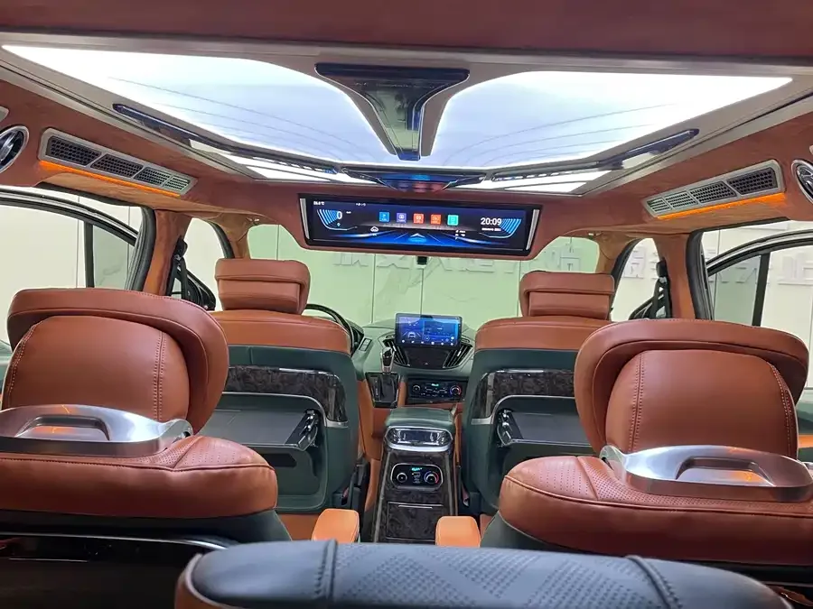 Ford Tourneo 2020 Tourneo 2.0T Automatic Business Class Edition (China VI Emission Standard) 2023 — миниатюра 5