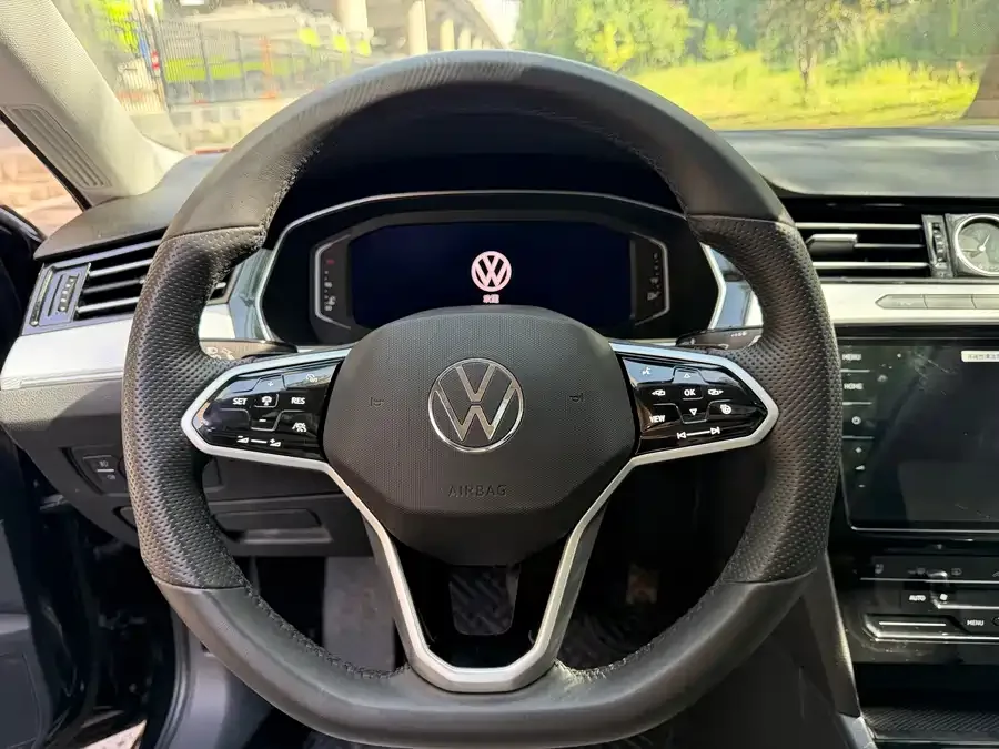 Volkswagen Magotan Magotan 2025 facelift model 330TSI DSG luxury model 2025 — миниатюра 3