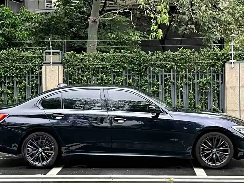 BMW 3 Series BMW 3 Series 2022 325Li M Sport Night Edition 2022 — миниатюра 4