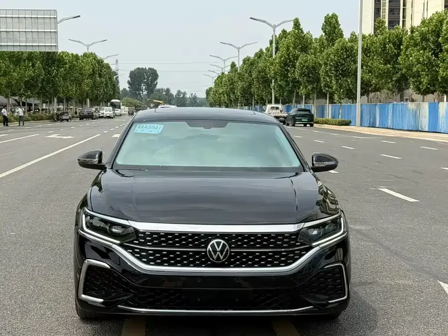 Volkswagen Passat Passat 2023 330TSI Star Elite Edition 2023 — миниатюра 3