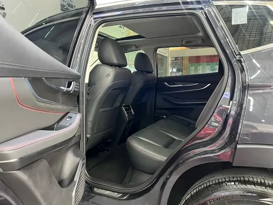 Exeed LX Xingtu Zhuifeng 2024 1.5T CVT Express Edition 2024 — миниатюра 4
