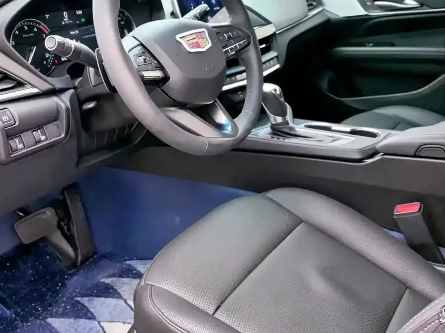 Cadillac CT4 2023 25T Luxury Edition 2024 — миниатюра 4