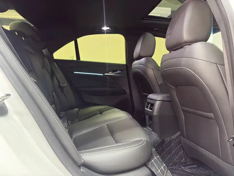 Cadillac CT4 2023 25T Fashion Edition 2023 — миниатюра 5