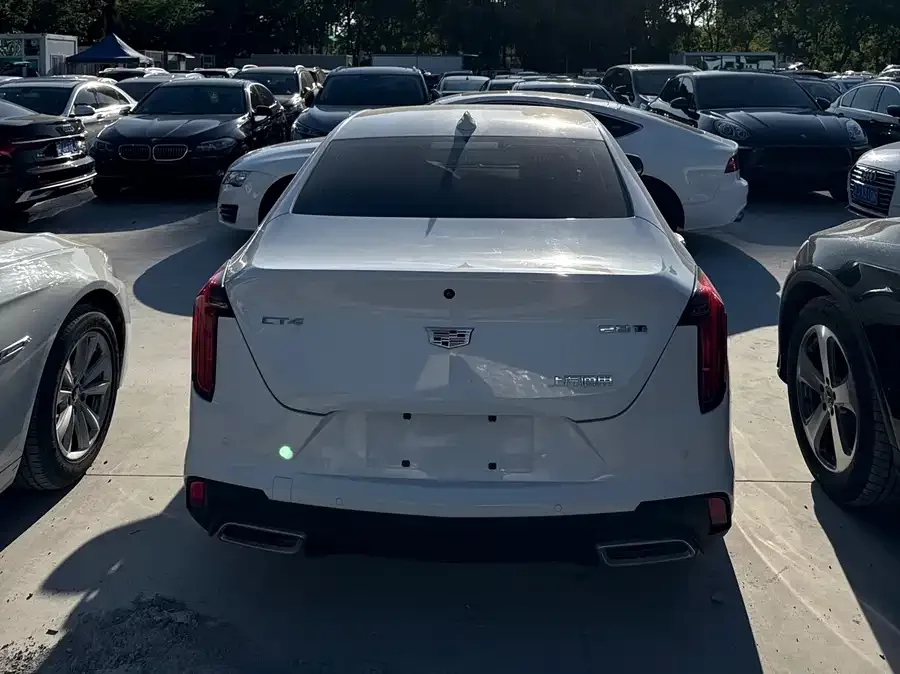 Cadillac CT4 2022 28T luxury model 2022 — миниатюра 4