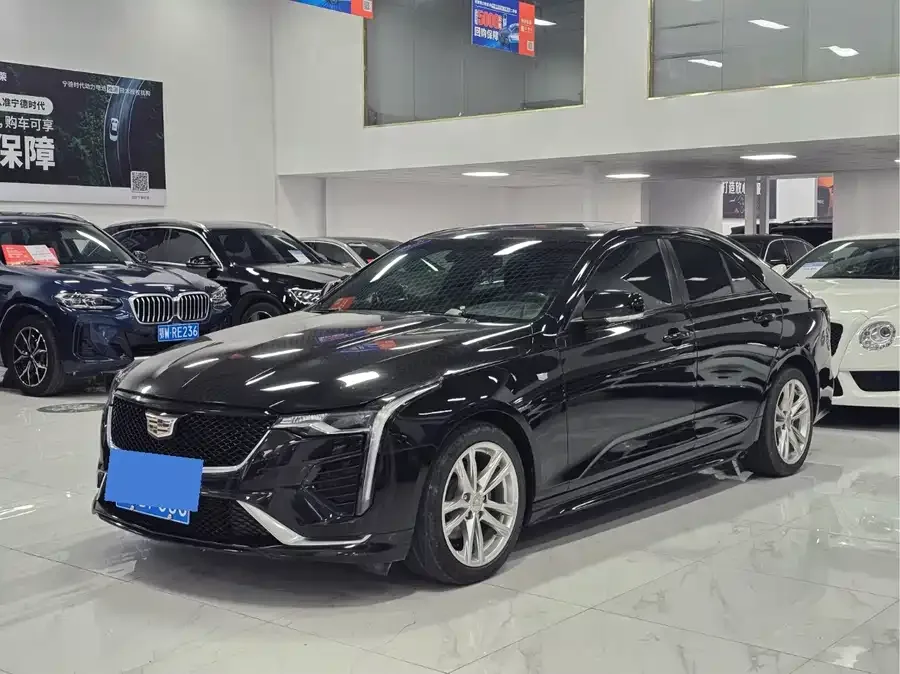 Cadillac CT4 2022 28T Fashion Model 2023 — фото 1, купить с доставкой в Москву