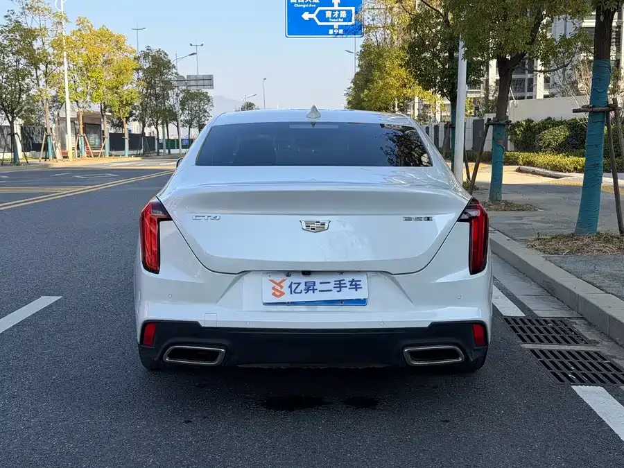 Cadillac CT4 2023 25T Fashion Edition 2023 — миниатюра 2