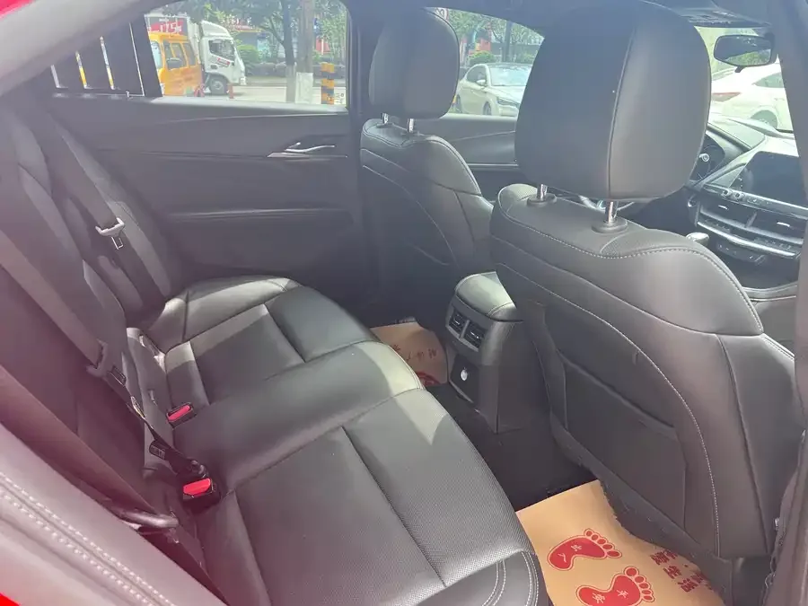 Cadillac CT4 2022 28T luxury model 2022 — миниатюра 3