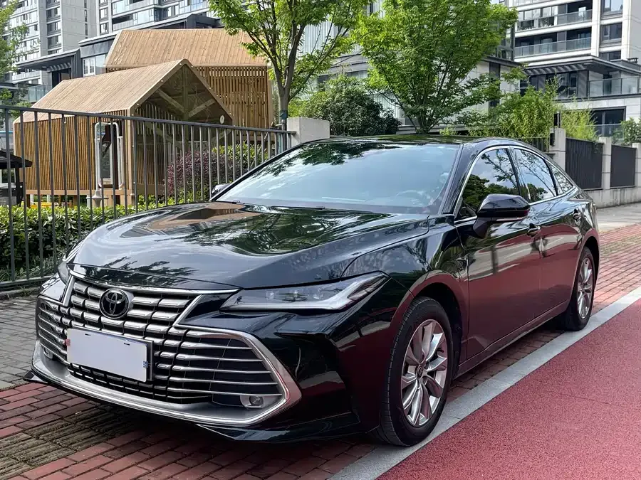 Toyota Avalon Avalon 2024 2.0L Premium Edition 2024 — фото 1, купить с доставкой в Москву