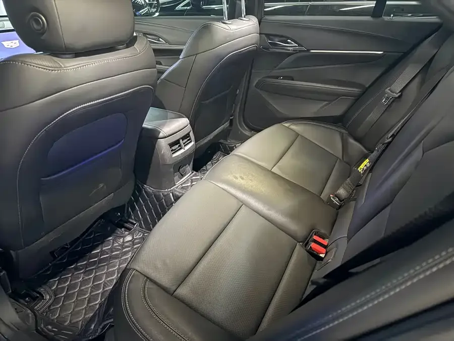 Cadillac CT4 2022 28T luxury model 2022 — миниатюра 3