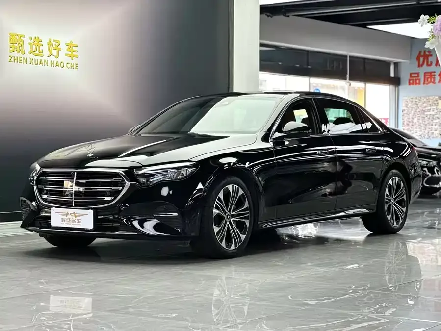Mercedes-Benz E-Class 2025