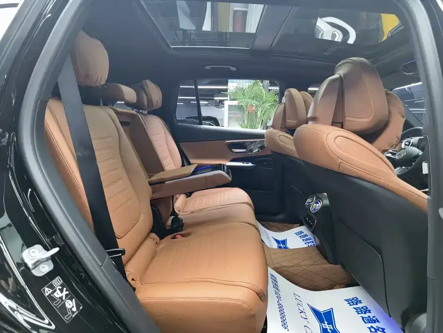Mercedes-Benz GLC-Class Mercedes-Benz GLC 2023 facelift GLC 300 L 4MATIC dynamic 7-seater 2024 — миниатюра 3