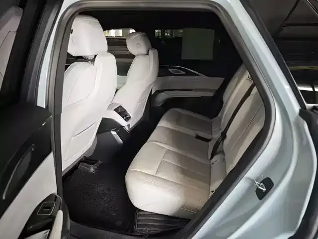 Cadillac IQ Ruige IQ Ruige 2022 rear-wheel drive long-range luxury version 2024 — миниатюра 2