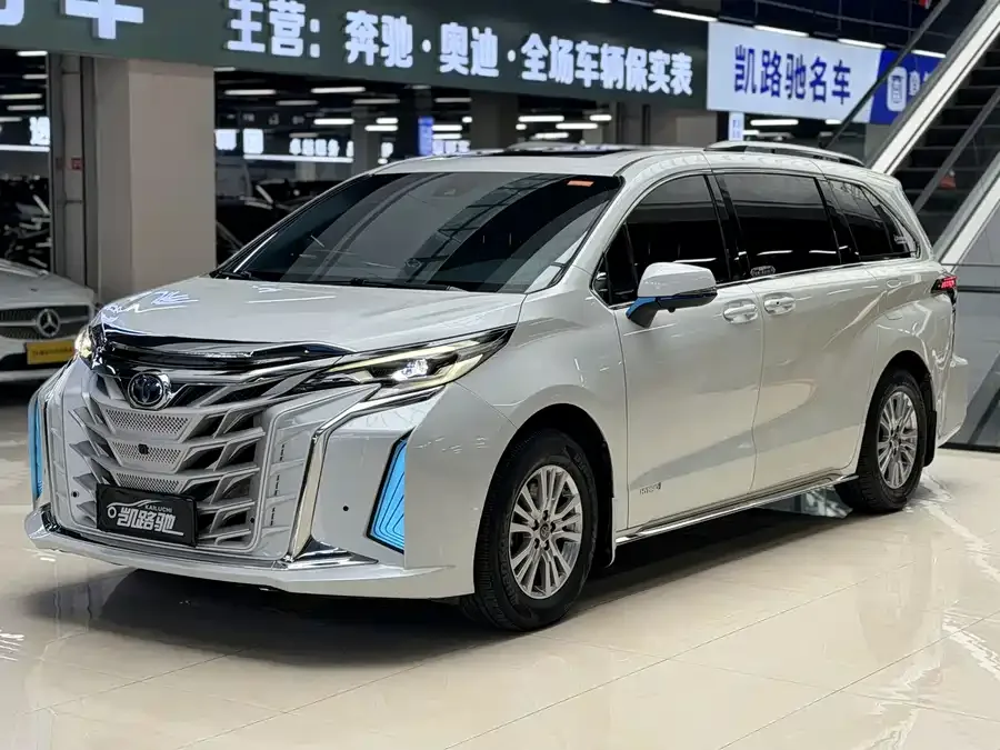 Toyota Sienna 2022