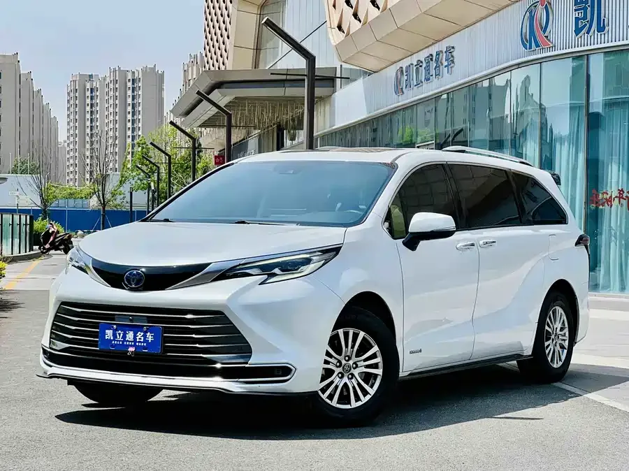 Toyota Sienna 2022