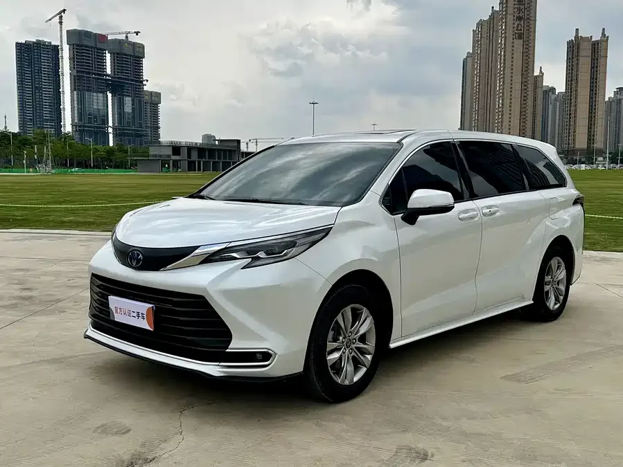 Toyota Sienna 2023