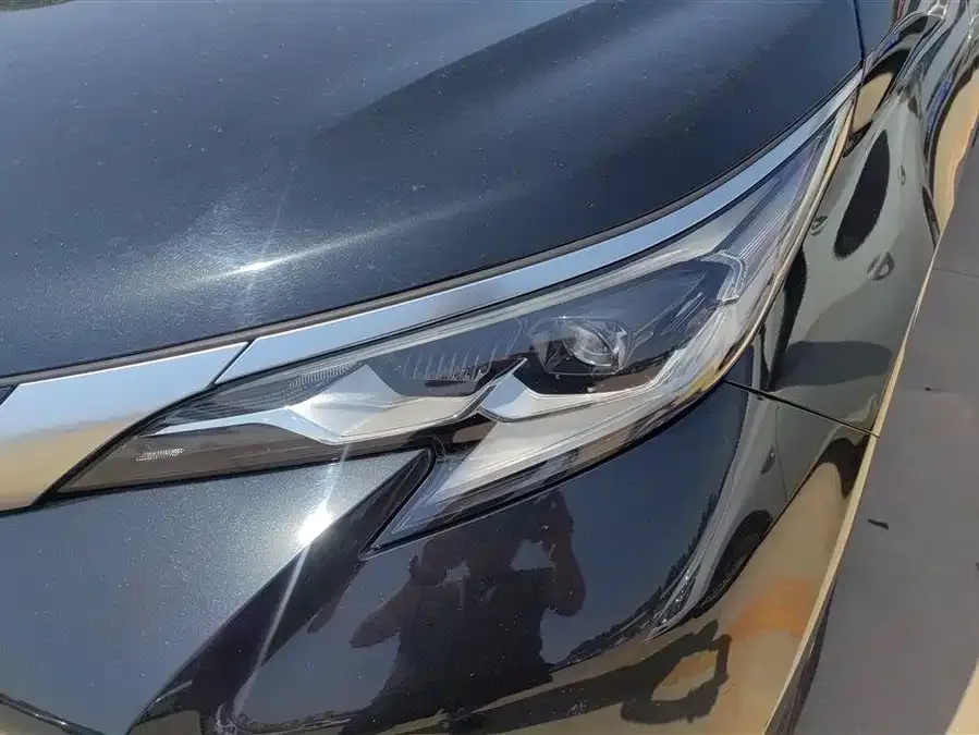 Toyota Sienna SIENNA 2021 2.5L Hybrid Supreme Edition 2022 — миниатюра 2