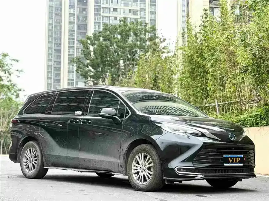 Toyota Sienna SIENNA 2023 2.5L Hybrid Comfort Edition 2023 — миниатюра 5